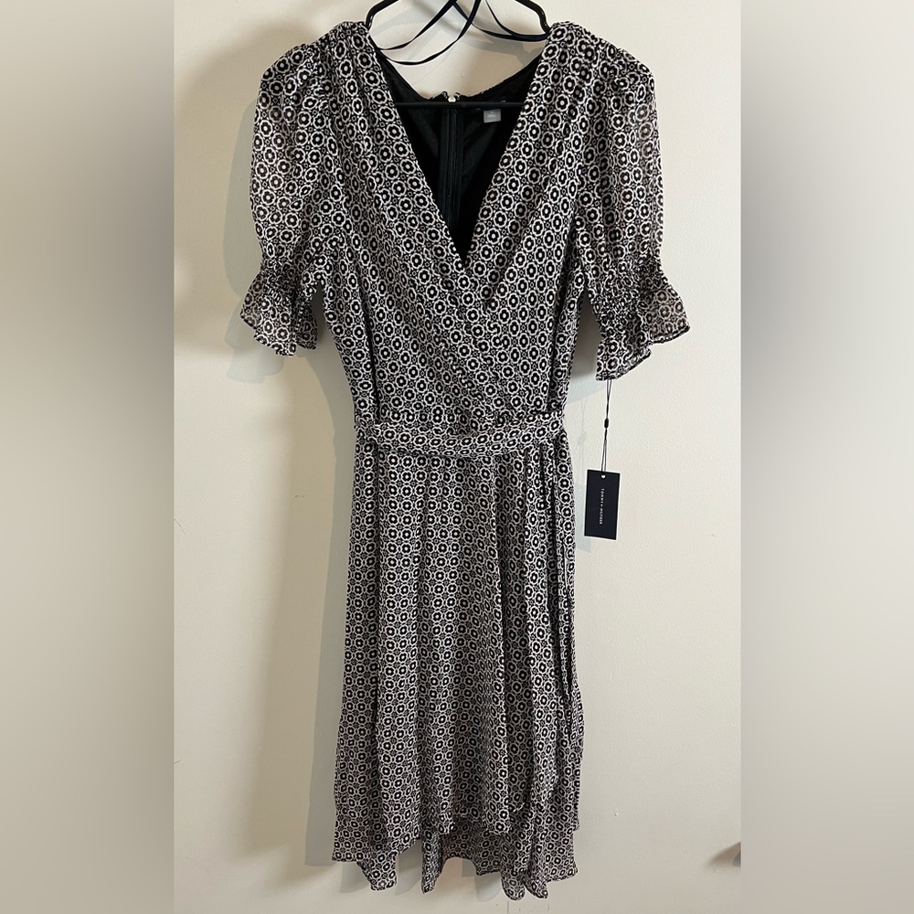 Tommy Hilfiger Gorgeous Faux Wrap Short Floral Puffy Sleeve Chiffon Dress 10